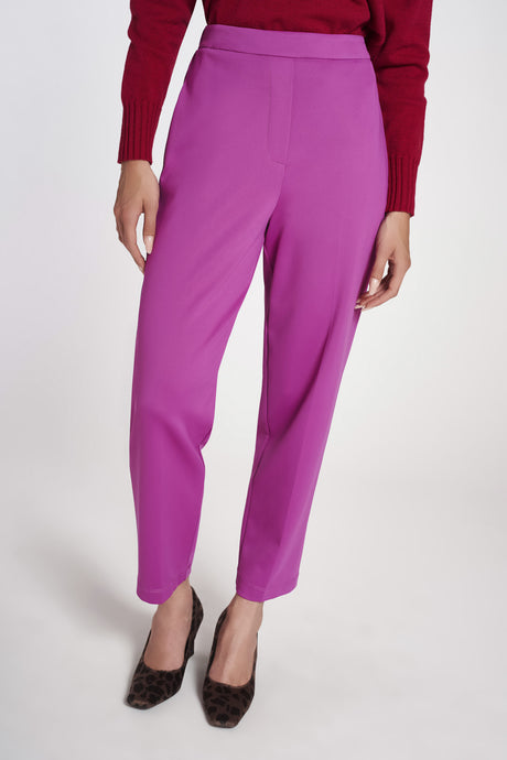 Pantaloni ampi con cavallo basso