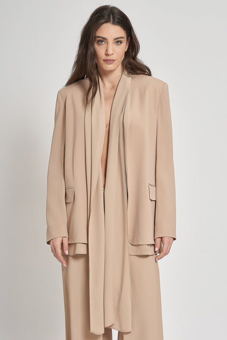 Blazer con sciarpa removibile in crepe di viscosa