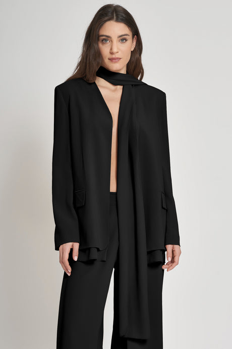 Blazer con sciarpa removibile in crepe di viscosa