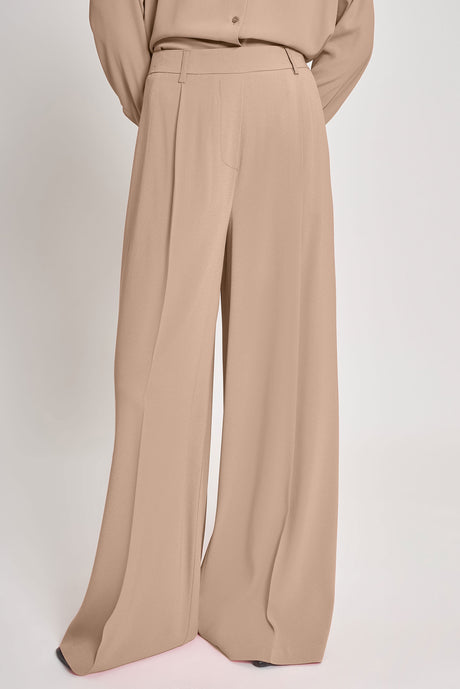Pantaloni larghi con pinces in crepe di viscosa